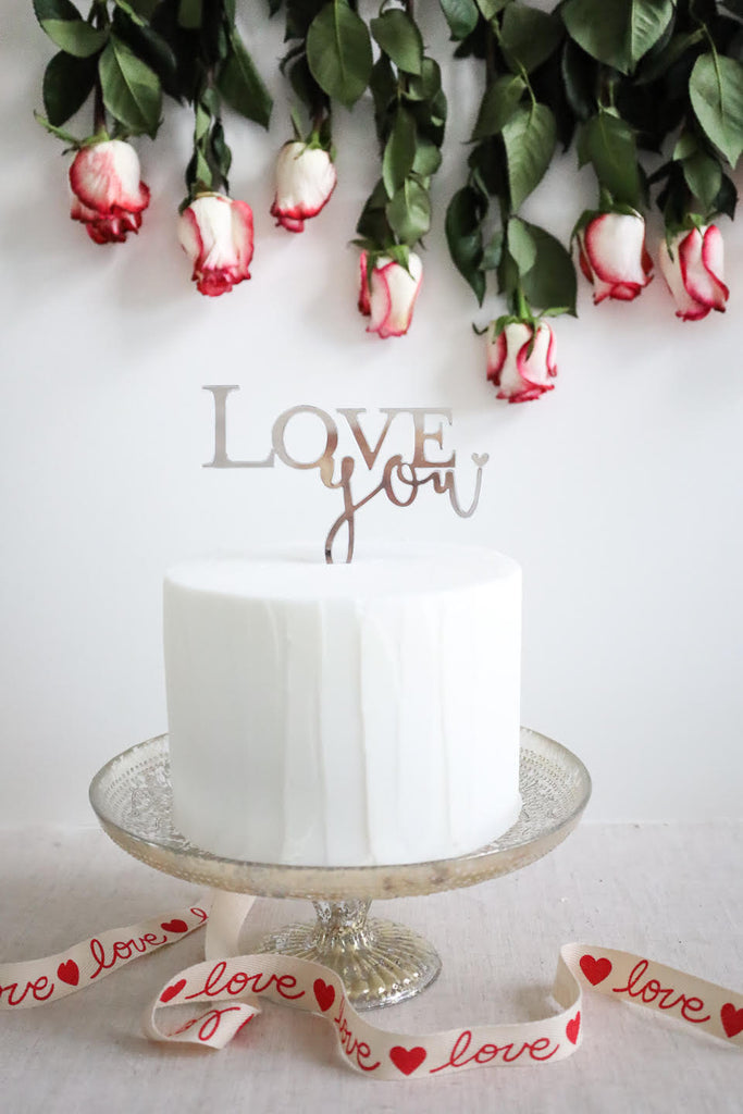 "Love You" Valentine Cake Topper